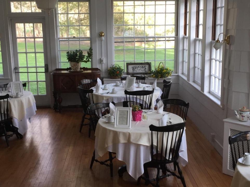 Blackberry River Inn Norfolk Exterior photo